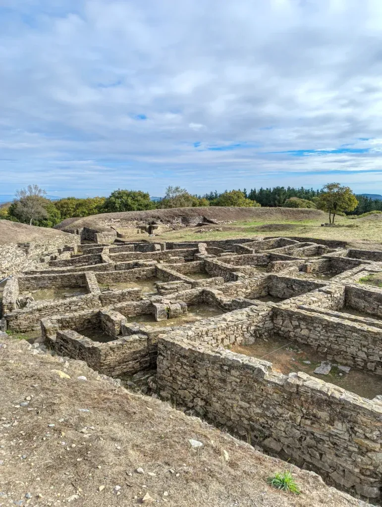 Archaeological remains at Castro de Castromaior near Portomarín